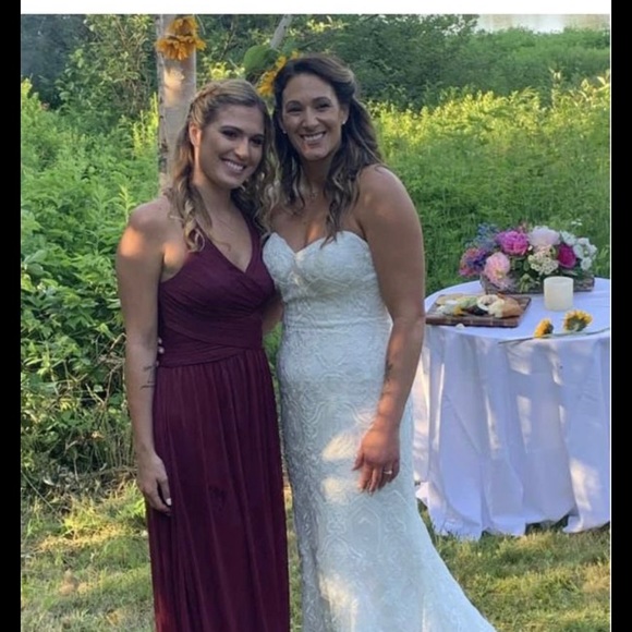 A line sweetheart top wedding dress - Picture 3 of 4